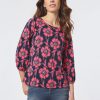 Printed Moss Crepe Puff Sleeve Top in the Color Pacific Navy/Fresh Guava | Jones New York