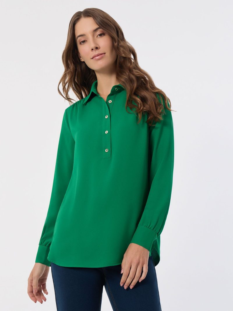 Long Sleeve Popover Tunic, Jasper Crepe in the Color Deep Clover | Jones New York