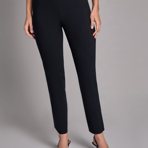 Petite Pull-On Straight Leg Pants, Stretch Twill in the Color Jones Black | Jones New York