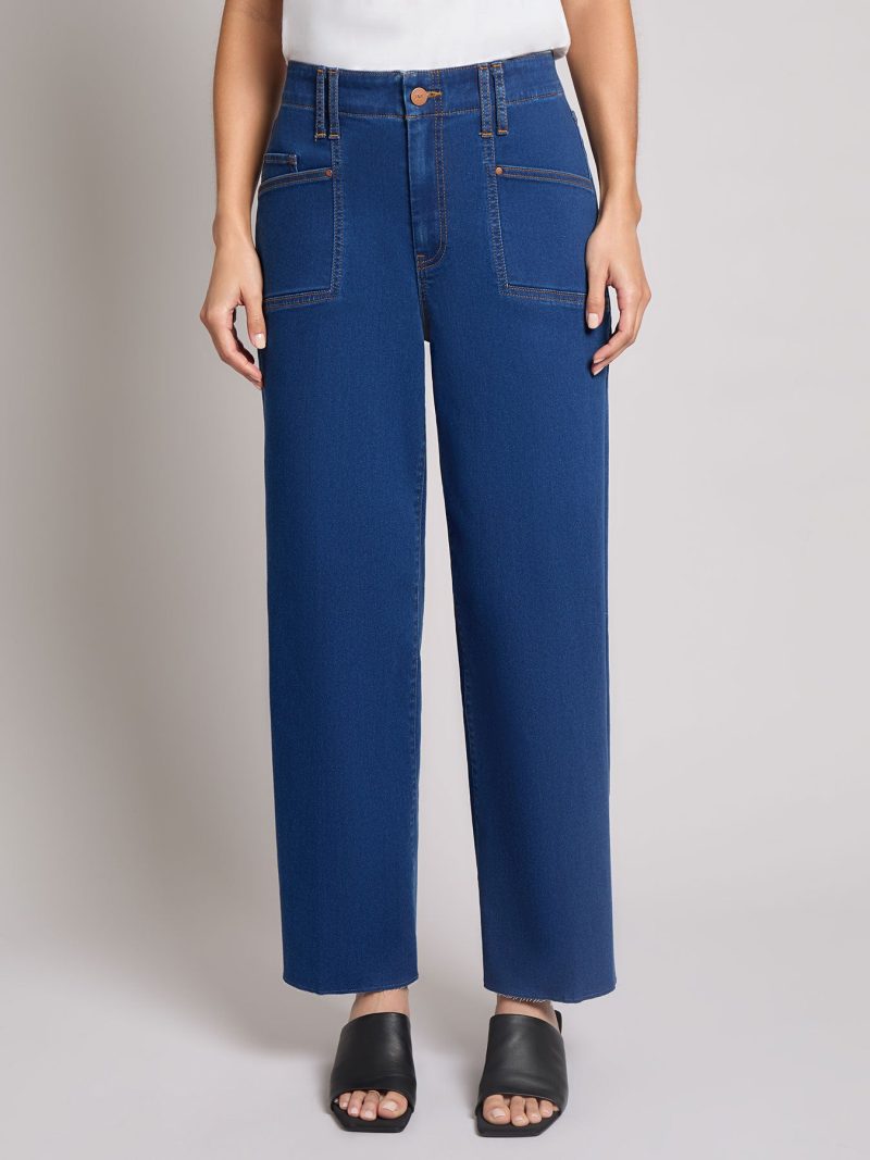 Petite Patch Pocket Wide Leg Denim, Phoenix Wash in the Color Phoenix Wash | Jones New York